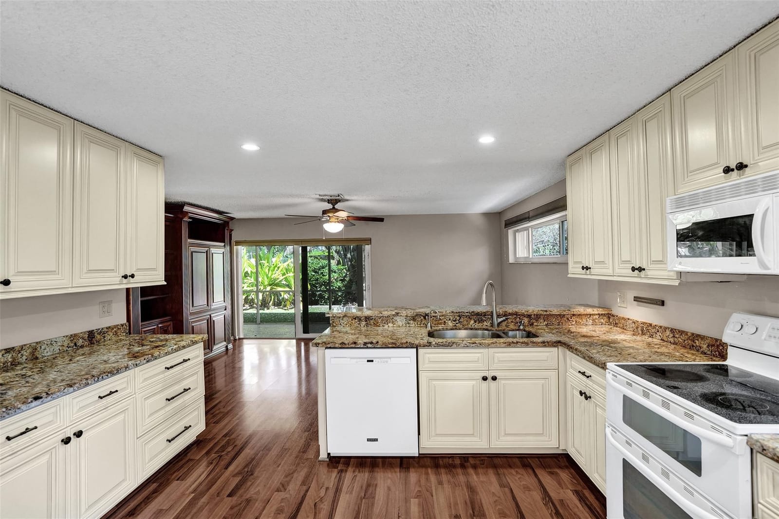 11149 Helena Drive, Cooper City, FL 33026 photo 14