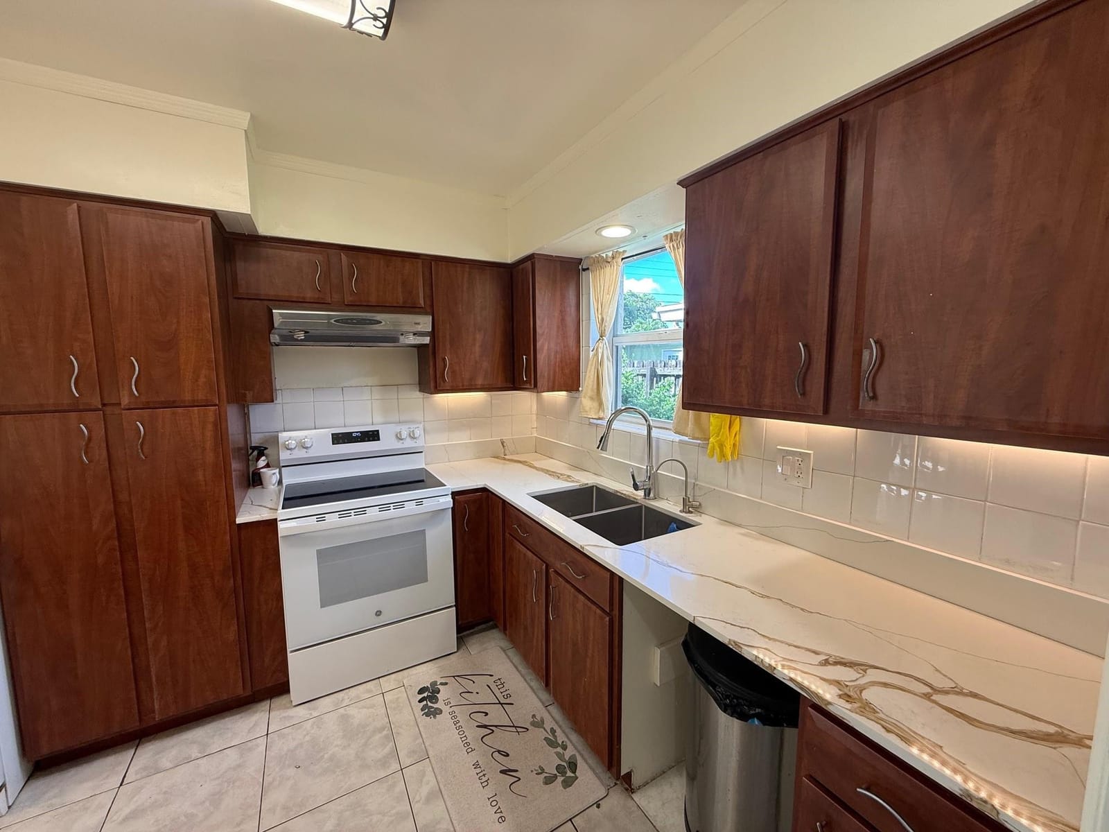 6940 SW 9th Street — photo 11