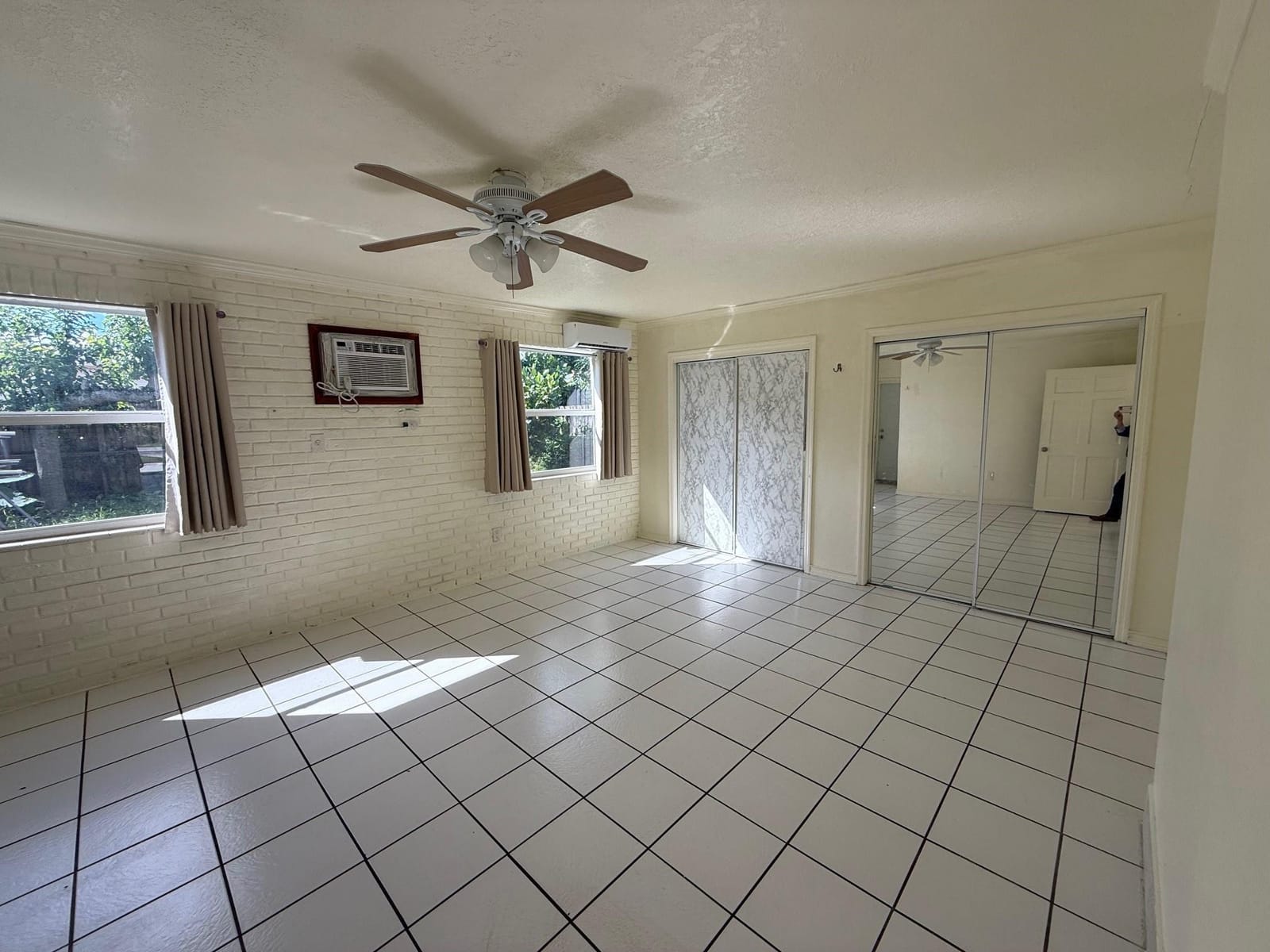 6940 SW 9th Street, Pembroke Pines, FL 33023 photo 14
