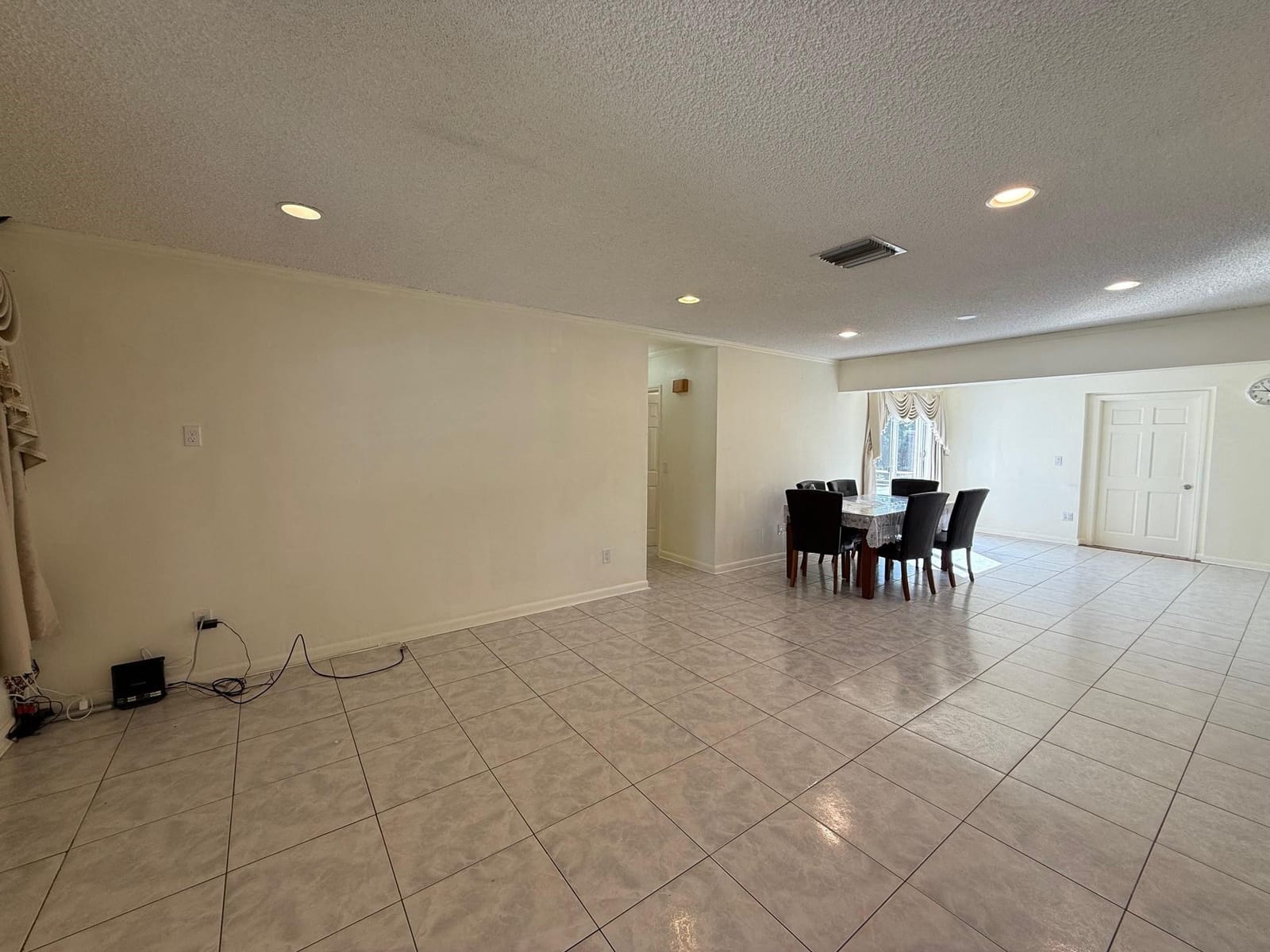 6940 SW 9th Street — photo 5