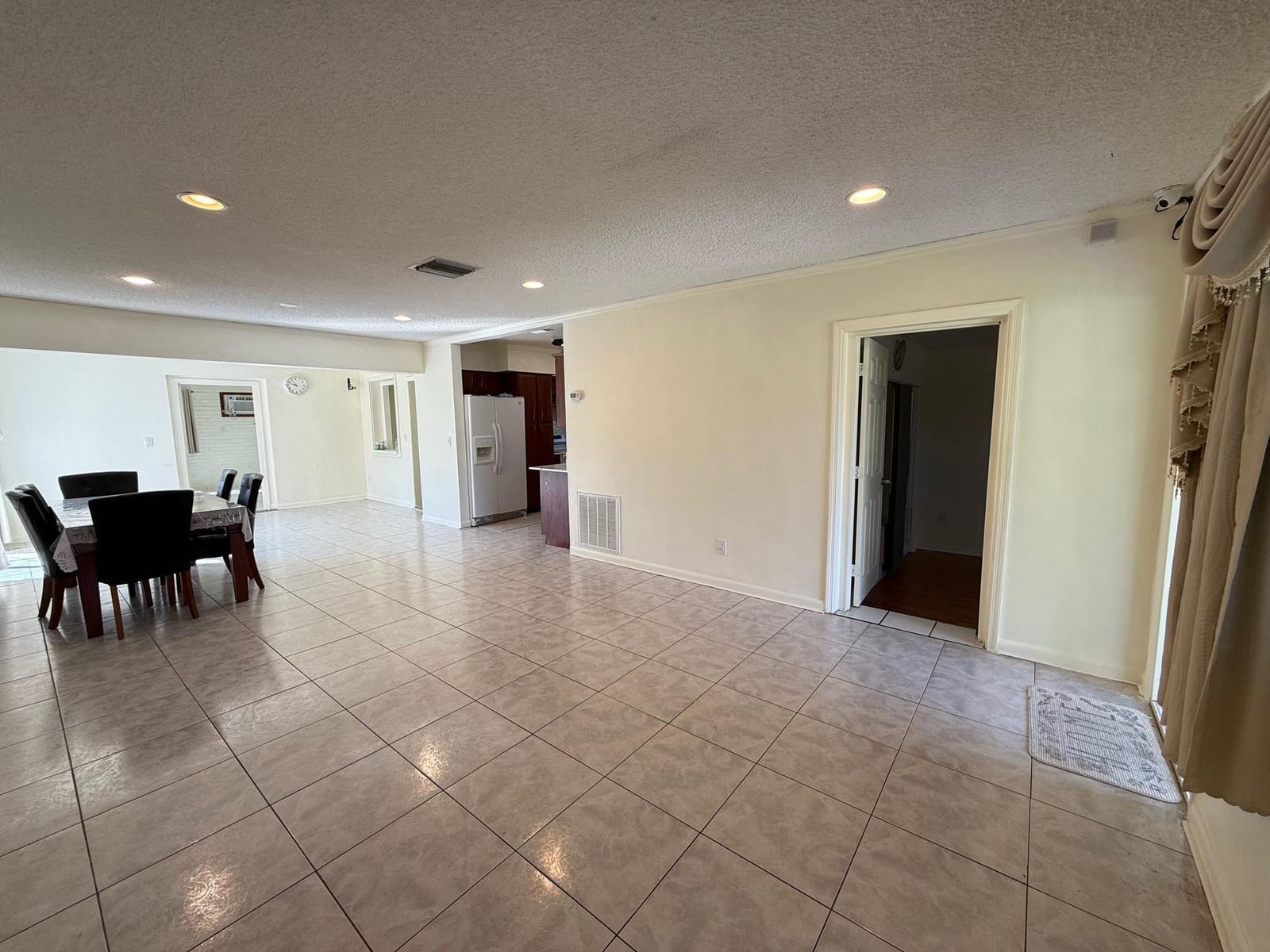 6940 SW 9th Street — photo 7