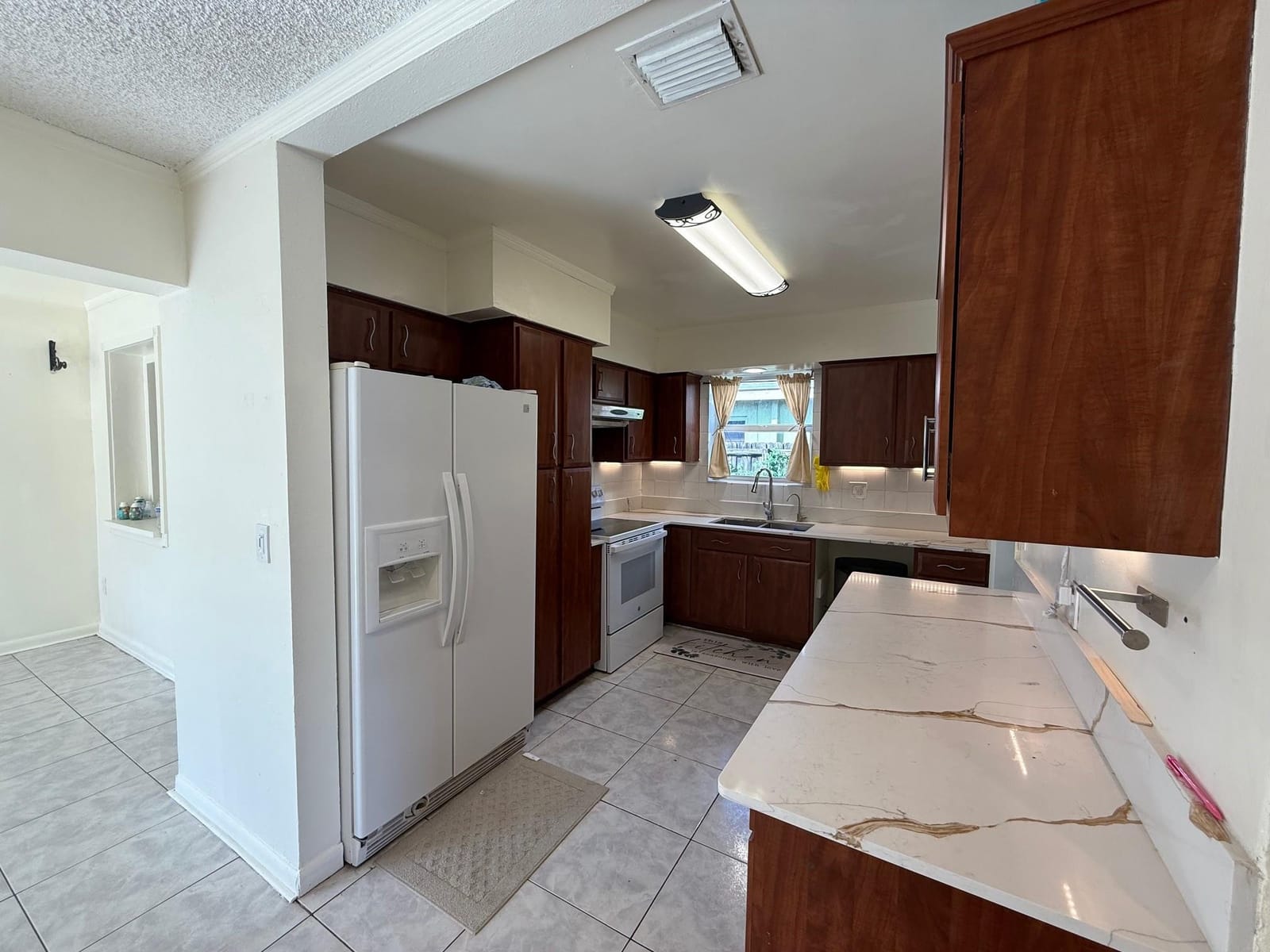 6940 SW 9th Street — photo 10