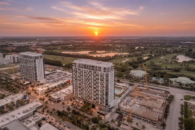 5300 NW 85th Avenue 1604, sold in 5300 Paseo, Doral, FL