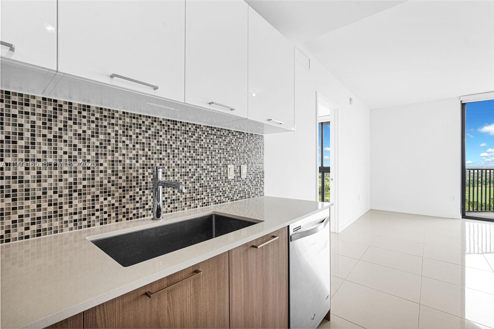5300 NW 85th Avenue 1604, Doral, FL 33166 photo 26