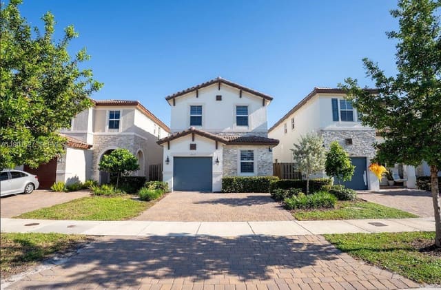 2372 NW 130th Terrace, Miami, FL 33167