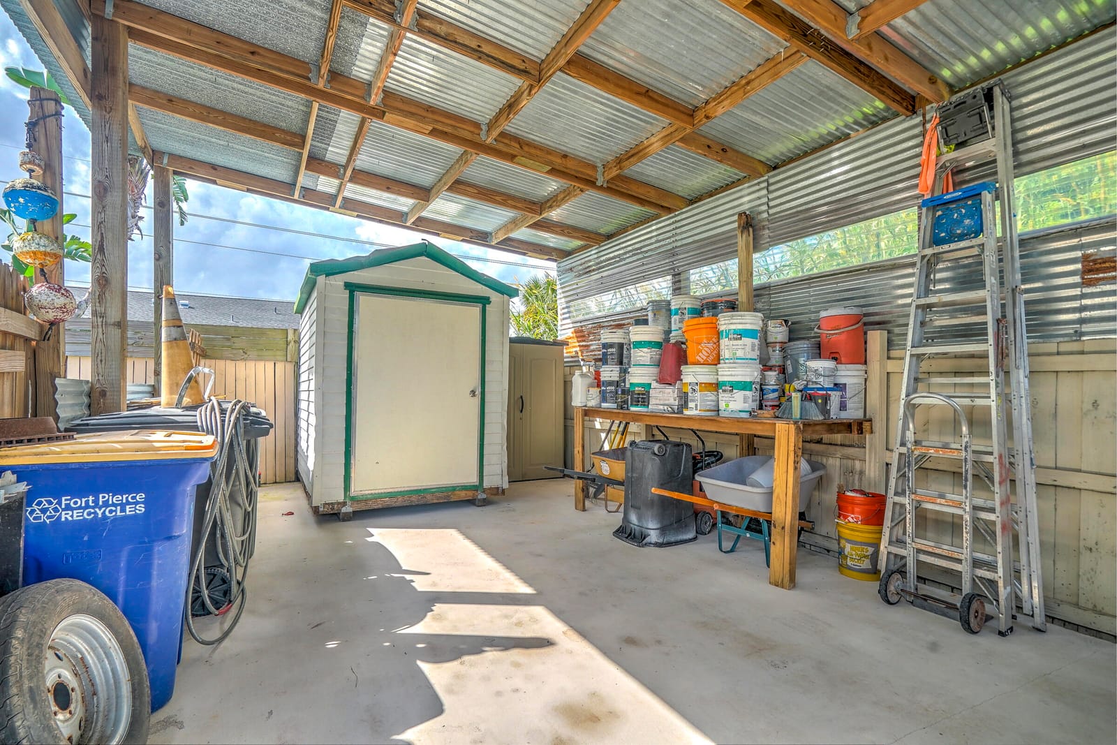 3419 W Lake Drive — photo 4