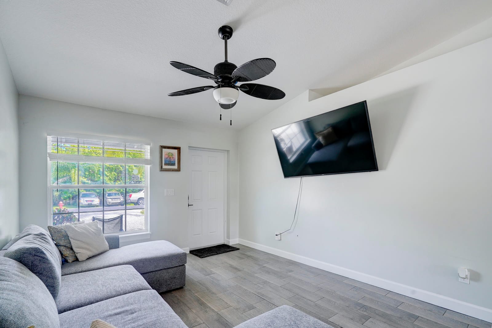 3419 W Lake Drive — photo 10