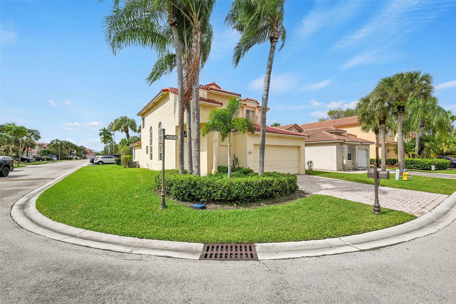 1688 SW 158th Avenue, Pembroke Pines, FL 33027 photo 2