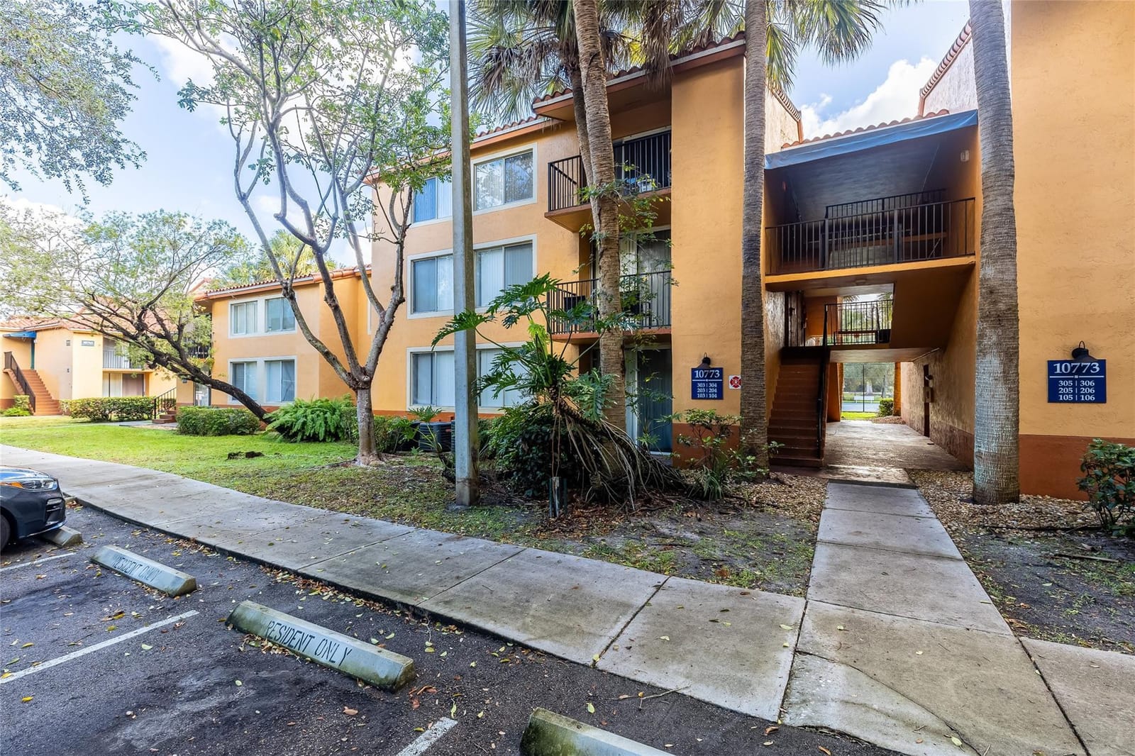 10773 Cleary Boulevard 104, Plantation, FL 33324