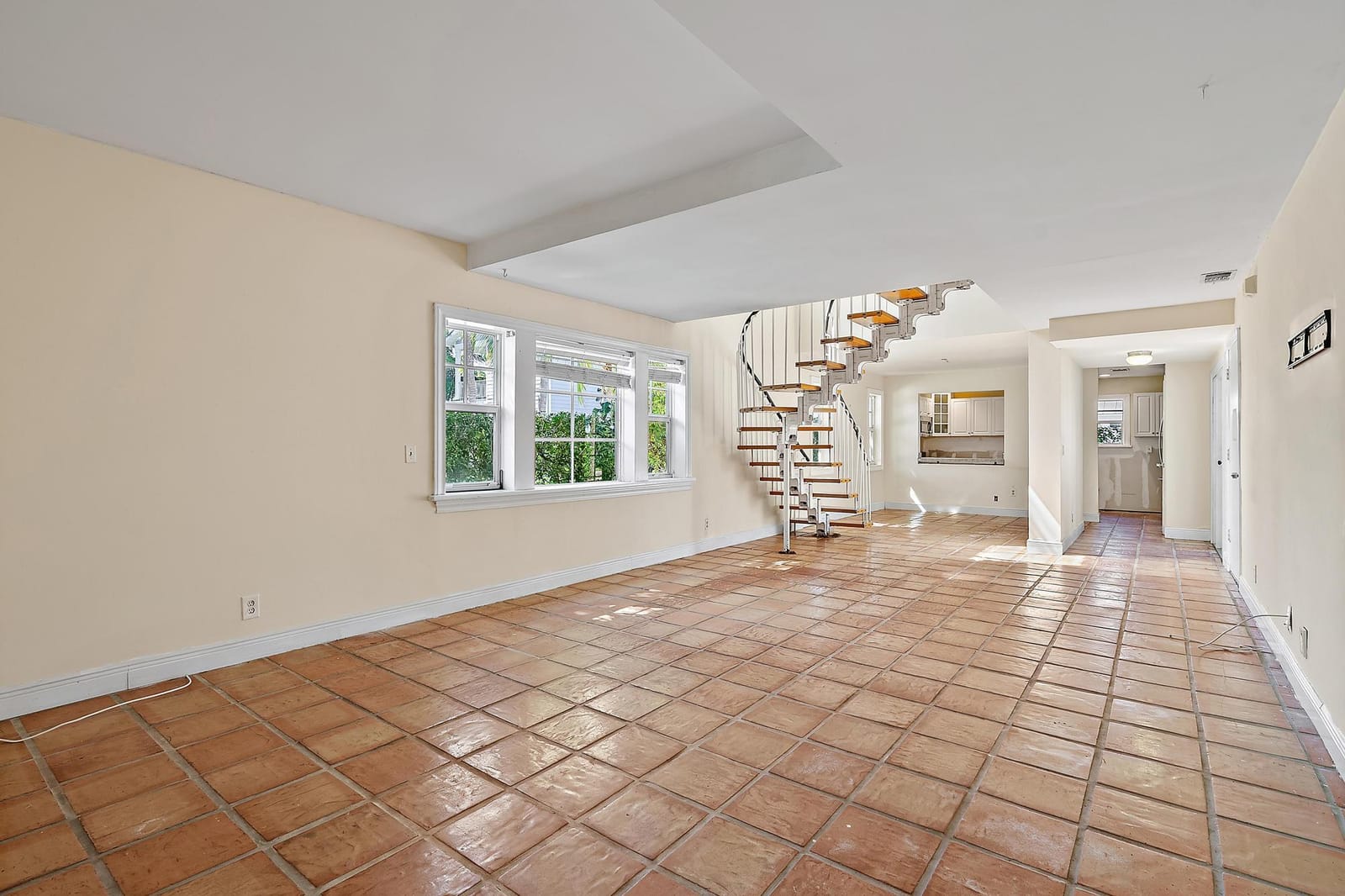301 Xanadu Place — photo 5