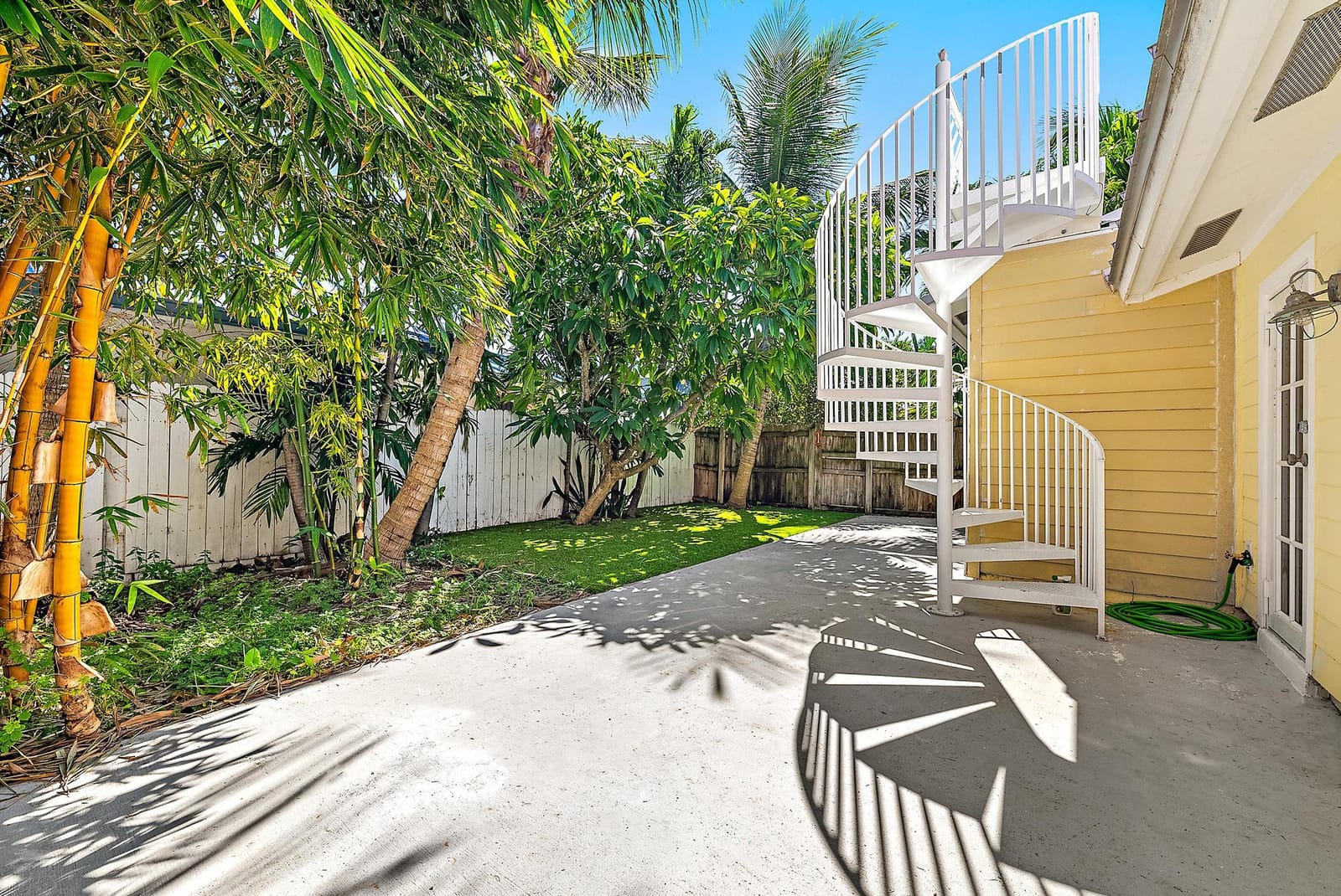 301 Xanadu Place — photo 10