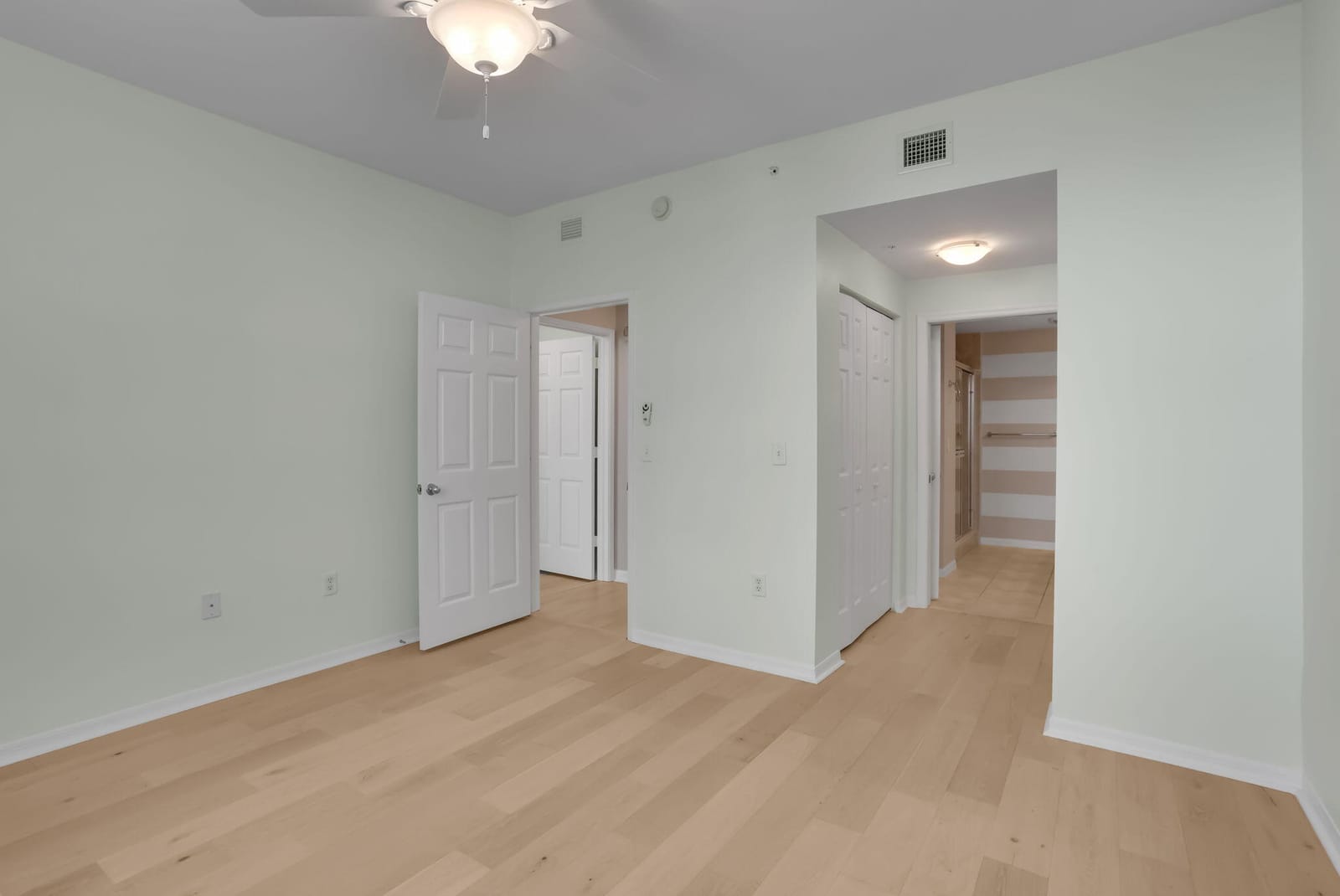 806 E Windward Way 201, Lantana, FL 33462 photo 16