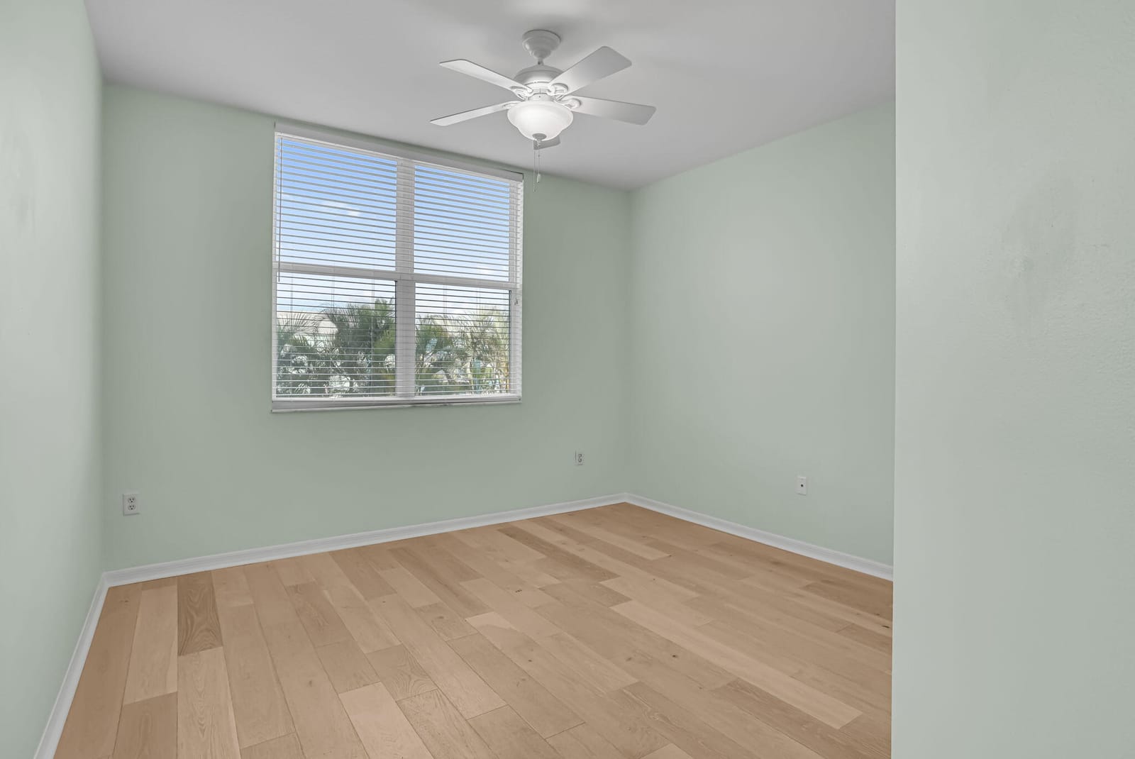 806 E Windward Way 201, Lantana, FL 33462 photo 17