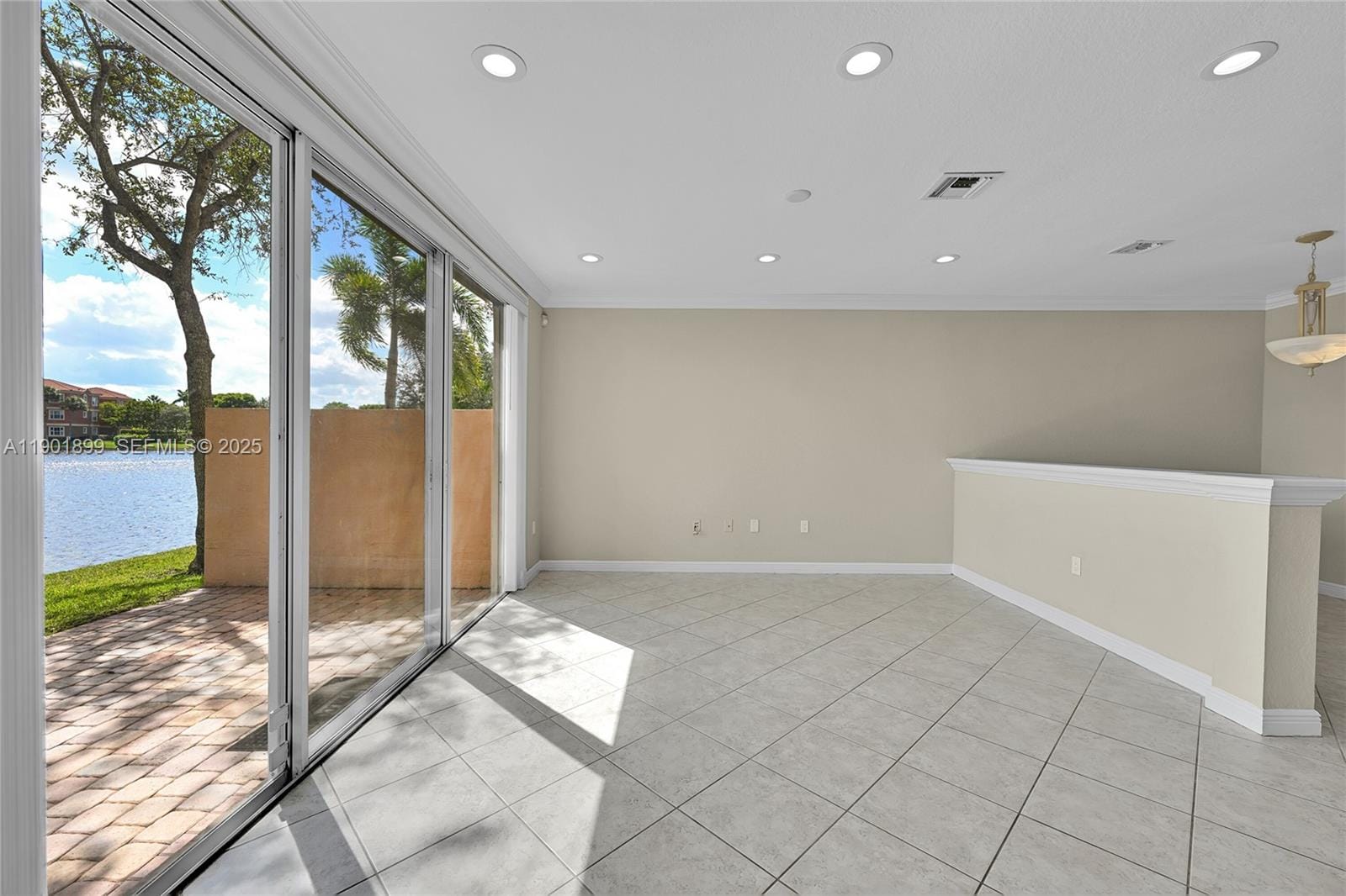 16250 SW 47th Manor — photo 11