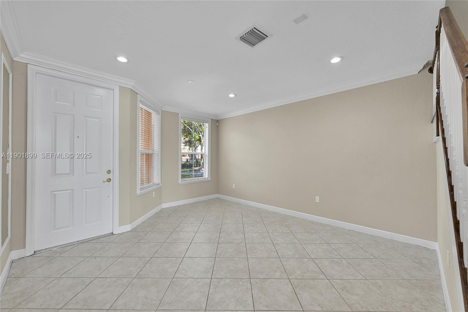 16250 SW 47th Manor — photo 3