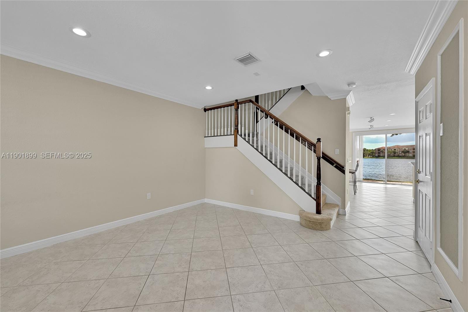 16250 SW 47th Manor — photo 4