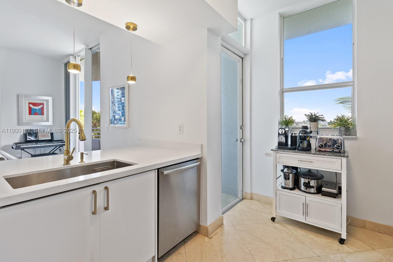 5970 Indian Creek Drive 504 — photo 10