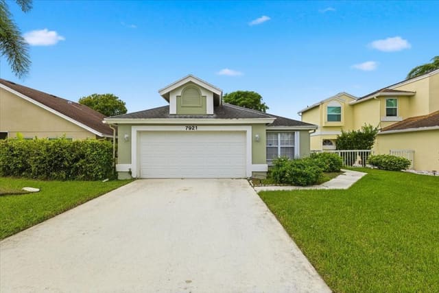 7921 Mansfield Hollow Road, sold in Pine Ridge At Delray Beac, Delray Beach, FL