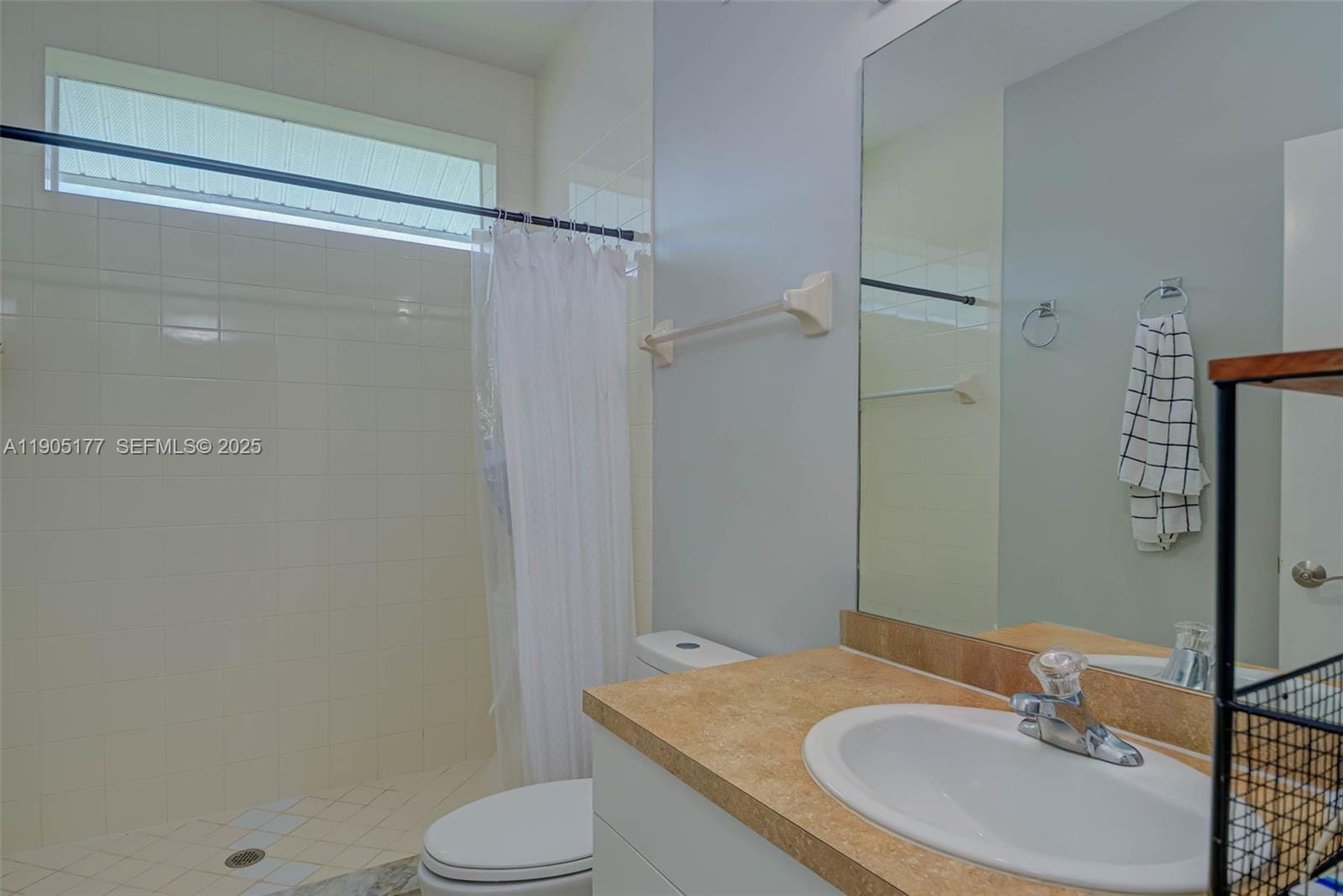 1050 Hancock Creek South Boulevard 203, Cape Coral, FL 33909 photo 14