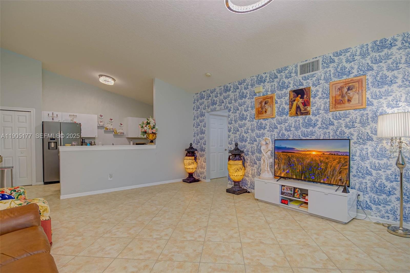 1050 Hancock Creek South Boulevard 203 — photo 6