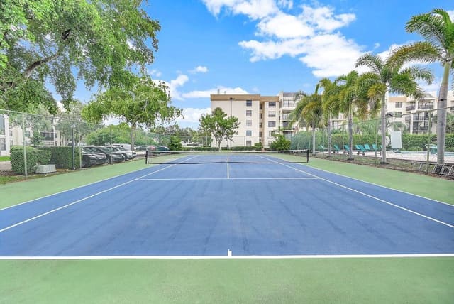 6195 Rock Island Road 215, sold in The Gate, Tamarac, FL
