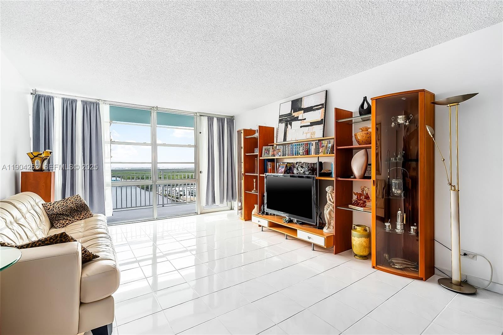 301 174th Street 2208, Sunny Isles Beach, FL 33160 photo 13