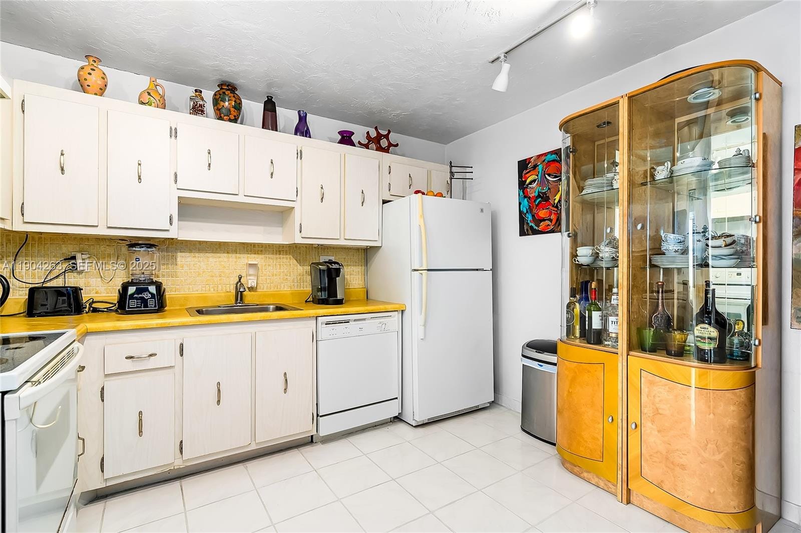 301 174th Street 2208, Sunny Isles Beach, FL 33160 photo 18