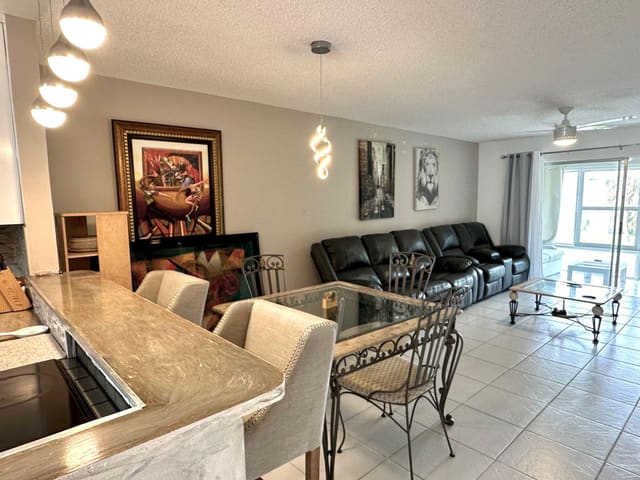 2600 Fiore Way 207-B, Delray Beach, FL 33445