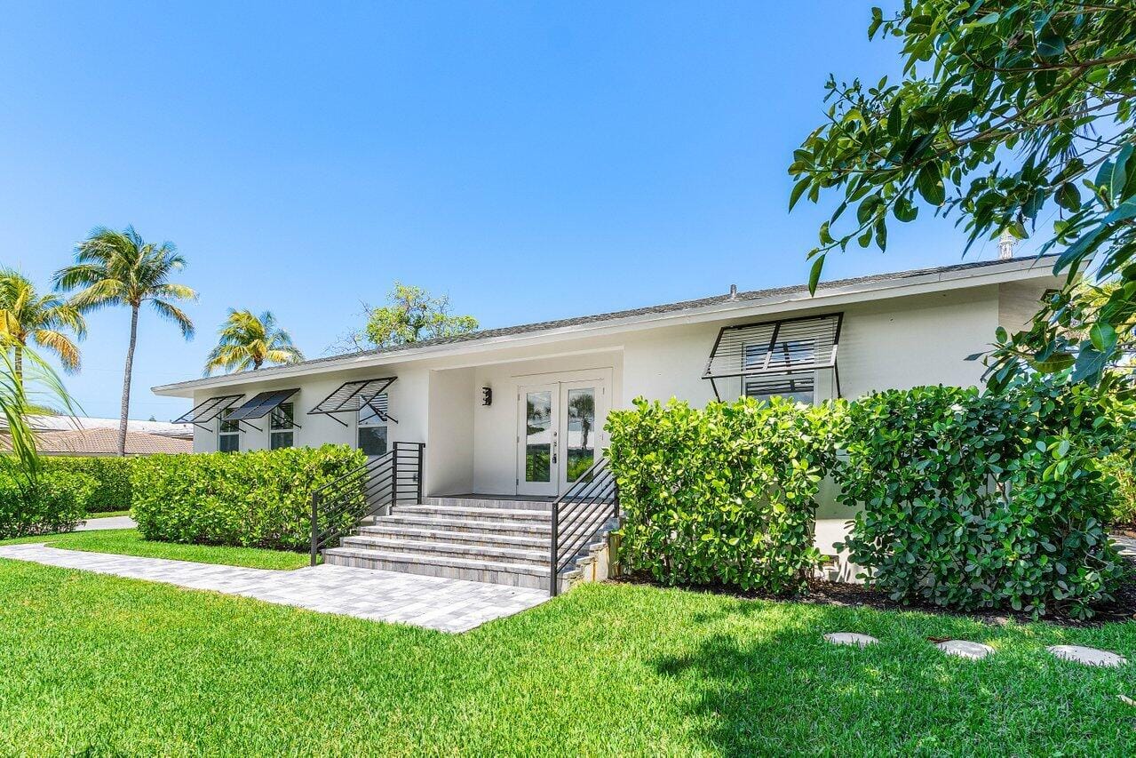 5497 N Ocean Boulevard, Ocean Ridge, FL 33435