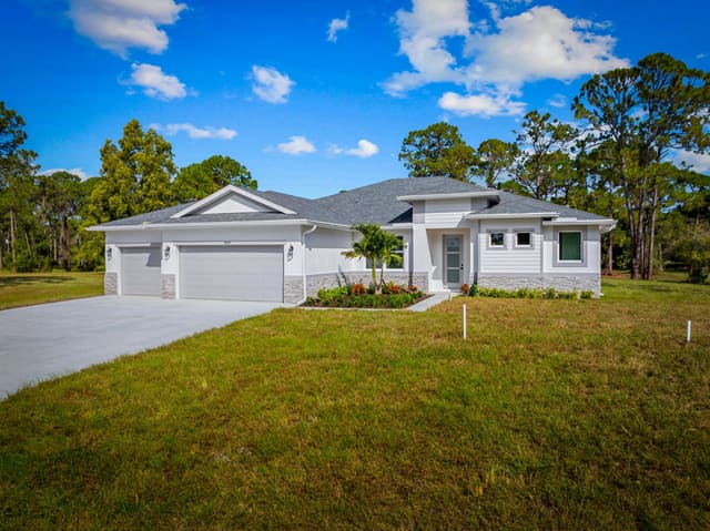 10634 Sugar Pine Drive, sold in Pine Hollow Units Three & Four, Fort Pierce, FL