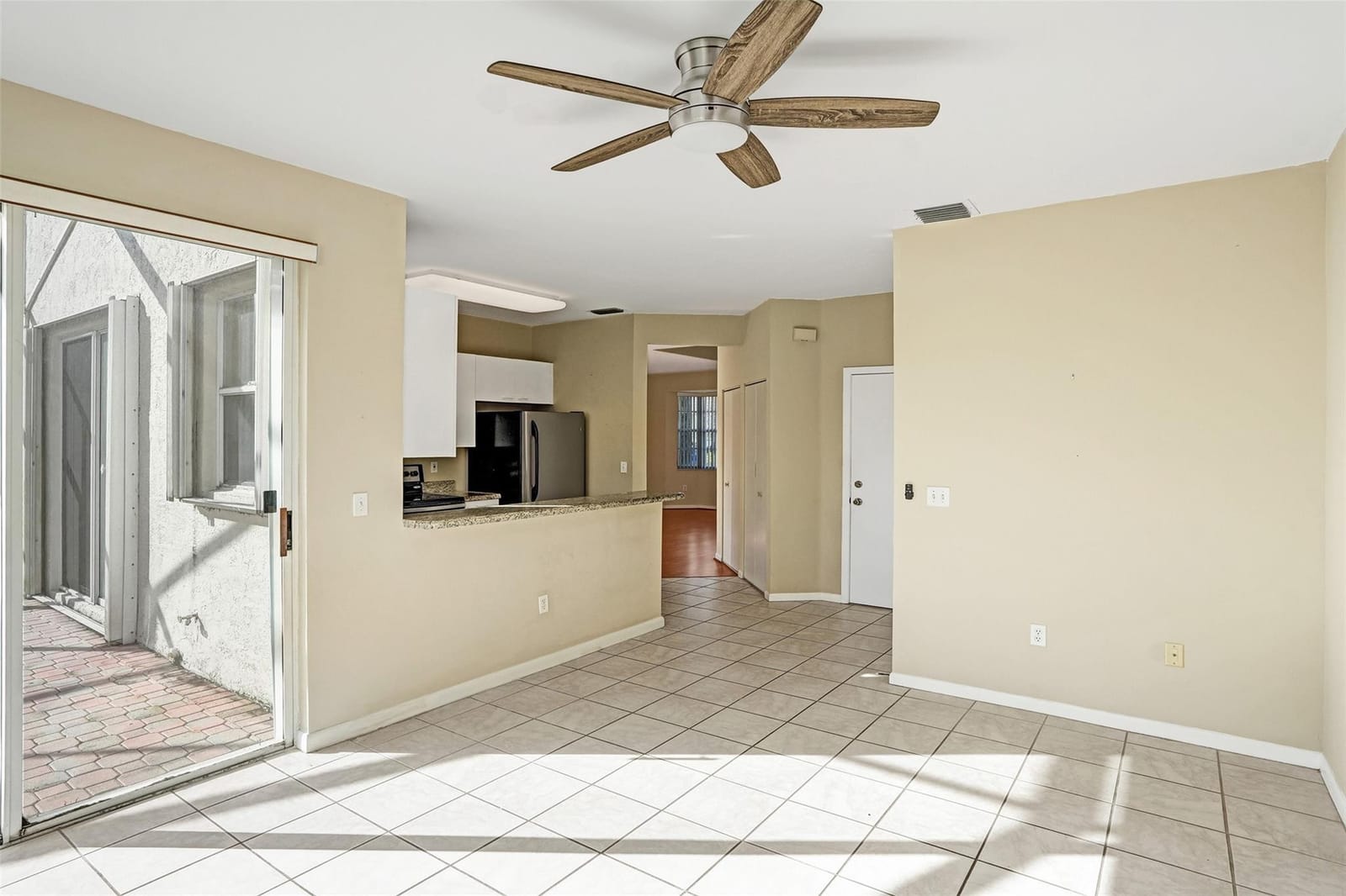 385 NW 153rd Avenue, Pembroke Pines, FL 33028 photo 18