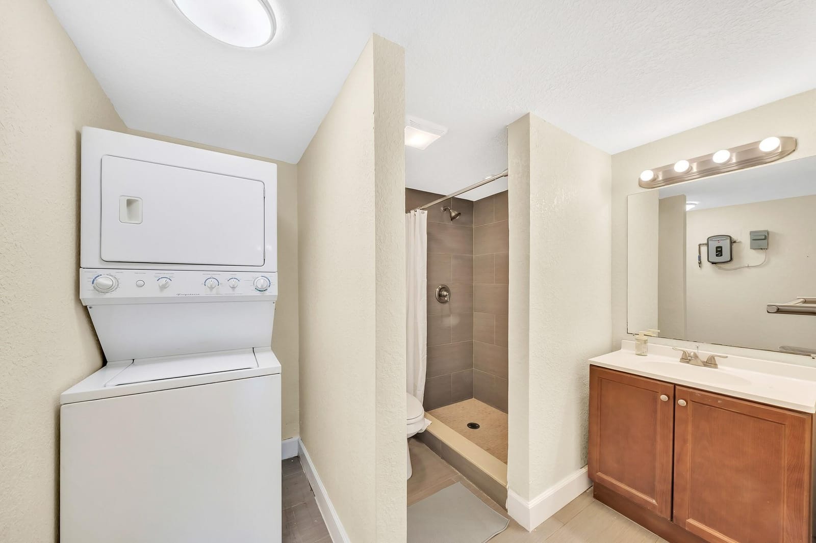 1412 NE 25th Court, Pompano Beach, FL 33064 photo 16