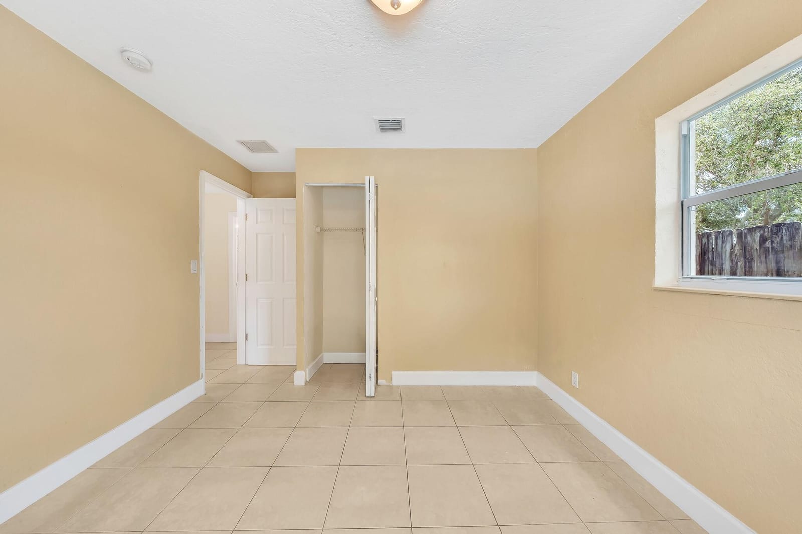 1412 NE 25th Court, Pompano Beach, FL 33064 photo 21