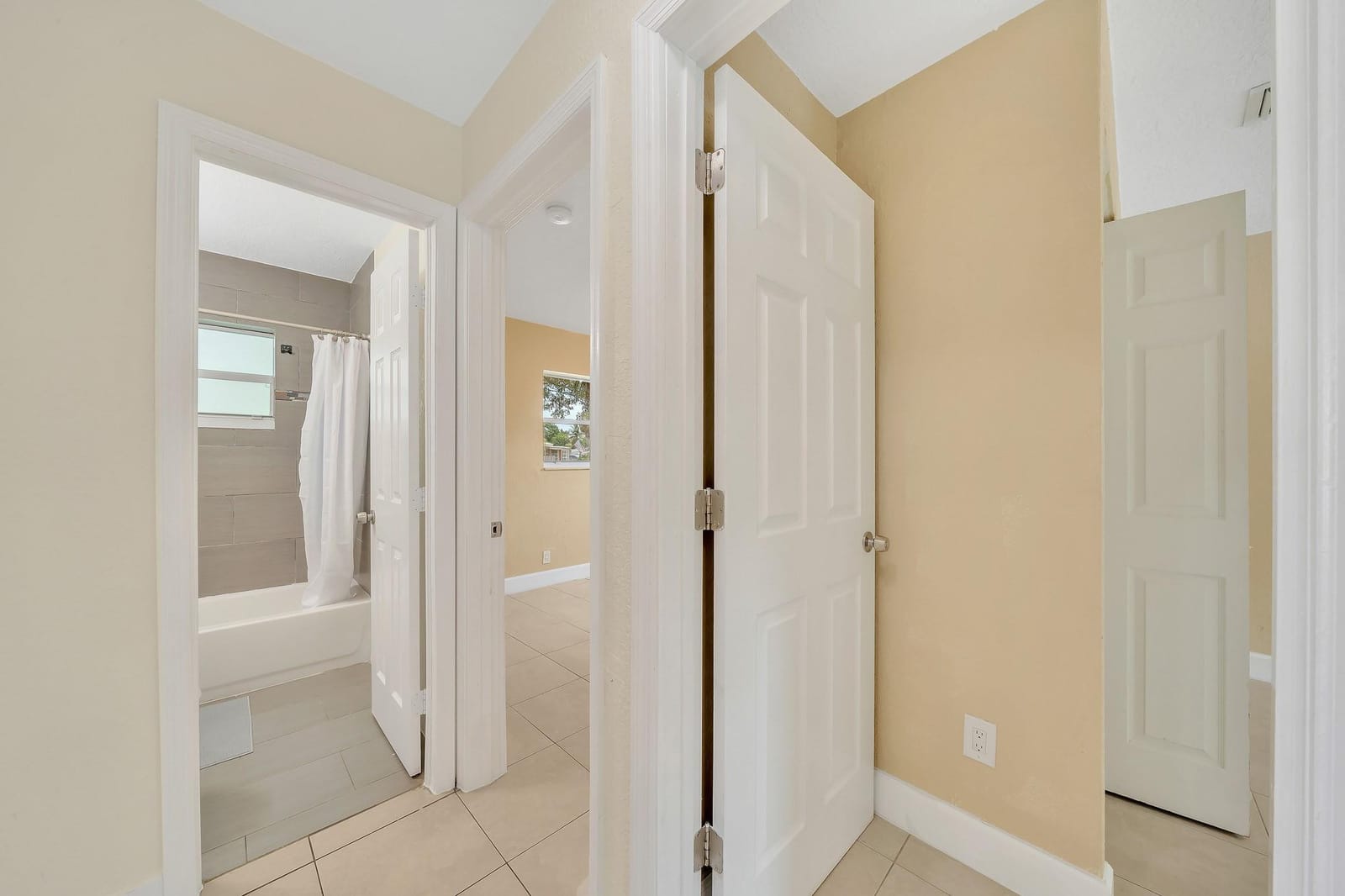 1412 NE 25th Court, Pompano Beach, FL 33064 photo 24