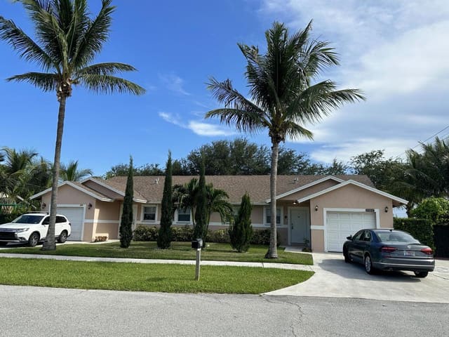 300 NE 42nd Street, Boca Raton, FL 33431