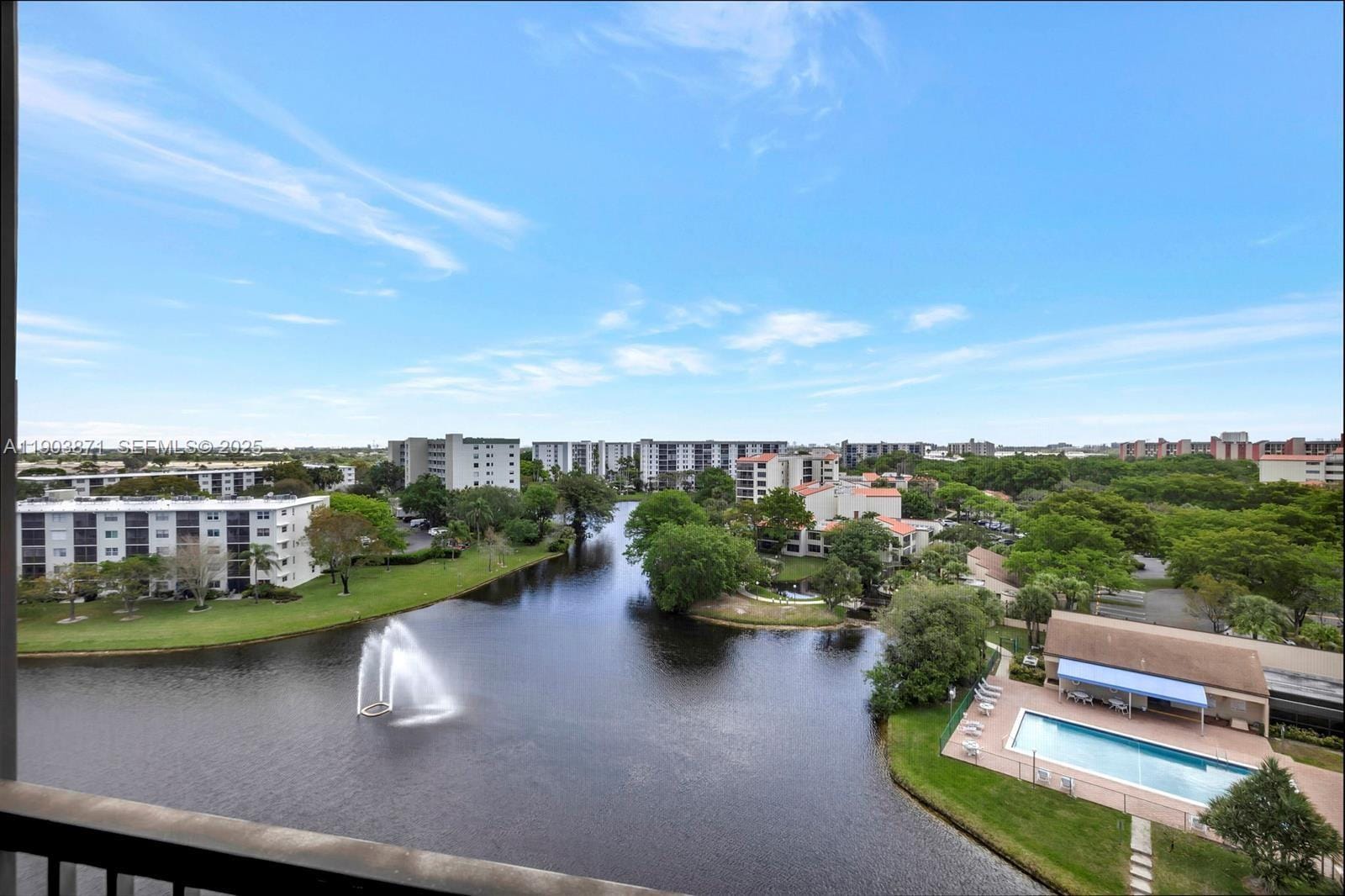 2334 S Cypress Bend Drive 501, Pompano Beach, FL 33069
