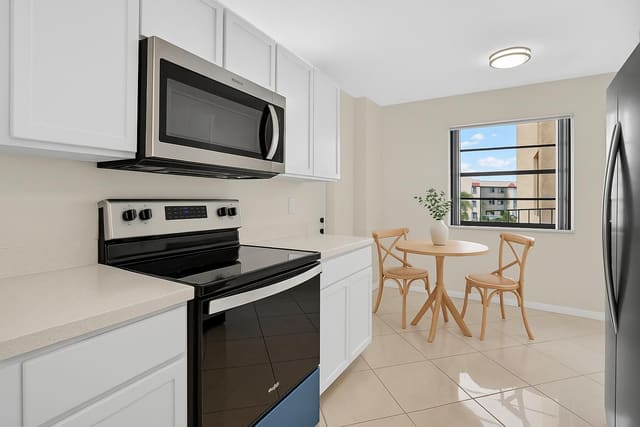 23344 Carolwood Lane 306, Boca Raton, FL 33428