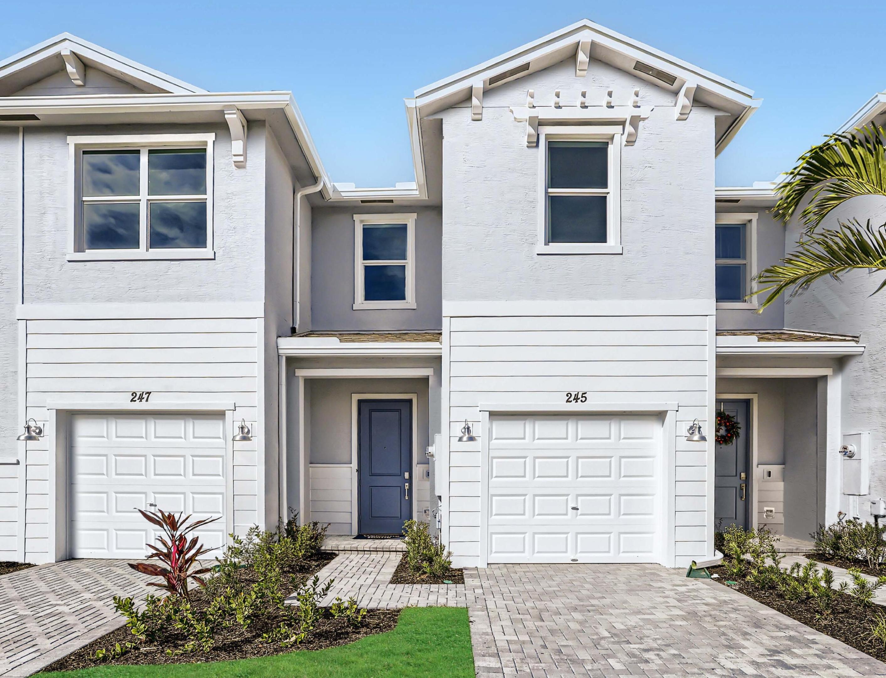 818 SE Grovebush Lane, Port St. Lucie, FL 34984, Port St Lucie