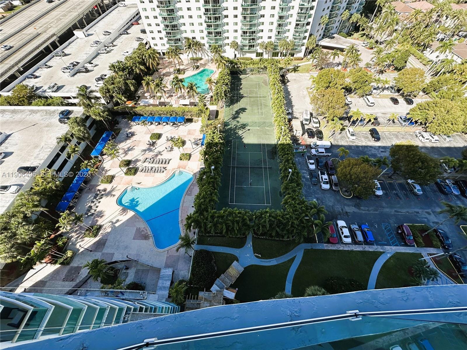 19370 Collins Avenue PH-10, Sunny Isles Beach, FL 33160 photo 25