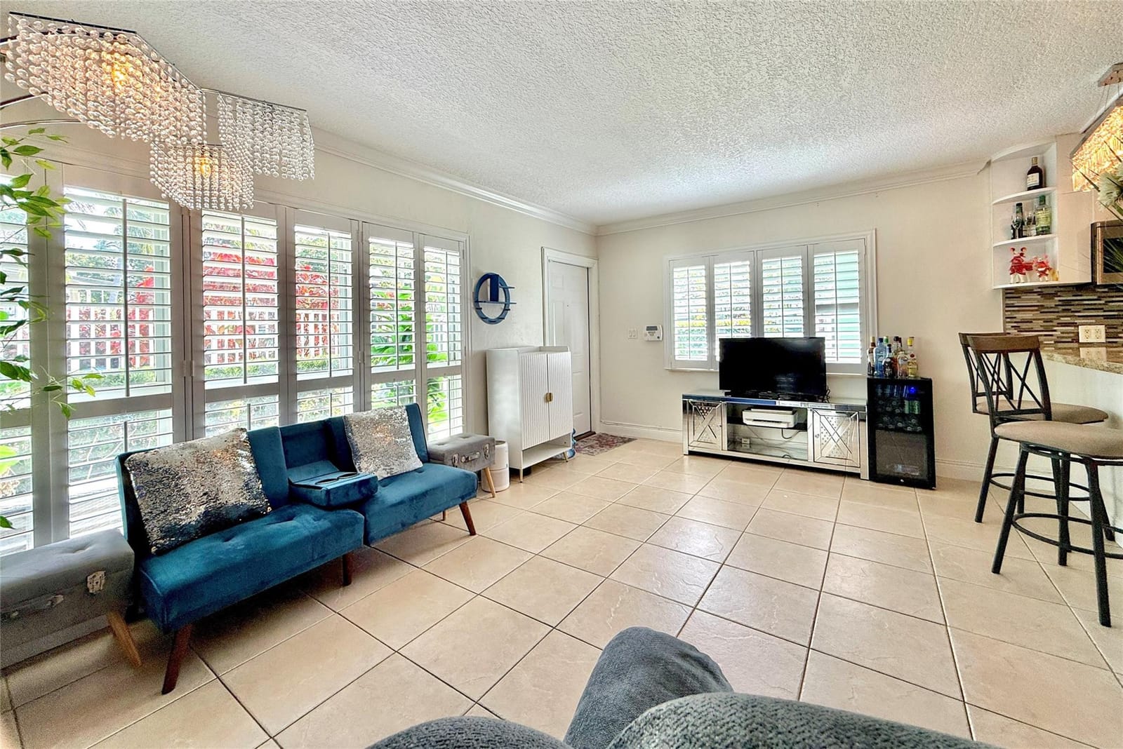 2124 NE 5th Avenue 101 — photo 4