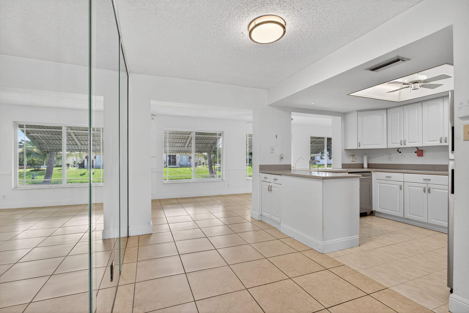 7340 NW 8th Street, Margate, FL 33063 photo 8