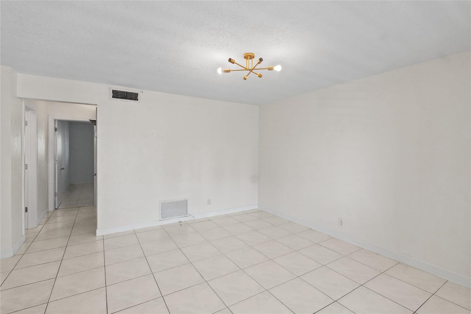 1439 S Ocean Boulevard 317, Lauderdale-By-The-Sea, FL 33062 photo 23