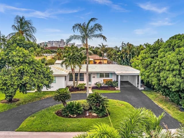 226 Algiers Avenue, sold in Silver Shores Sec Of Laud, Fort Lauderdale, FL
