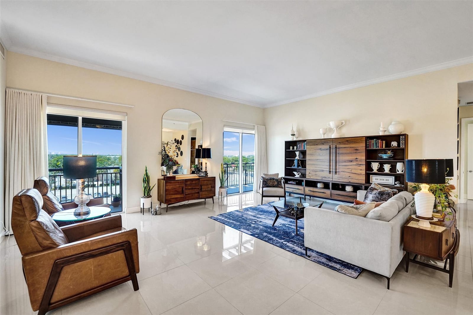 2617 NE 14th Avenue 507, Wilton Manors, FL 33334 photo 2