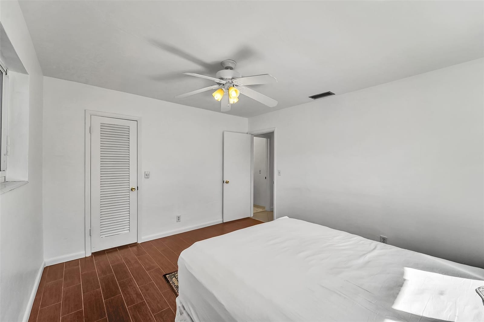1420 NW 52 Avenue — photo 8