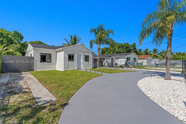 889 NW 102nd Street, sold in West Biscayne, Miami, FL