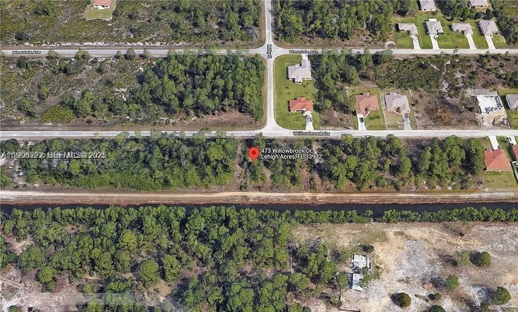 473 Willowbrook Drive, Lehigh Acres, FL 33972 photo 2