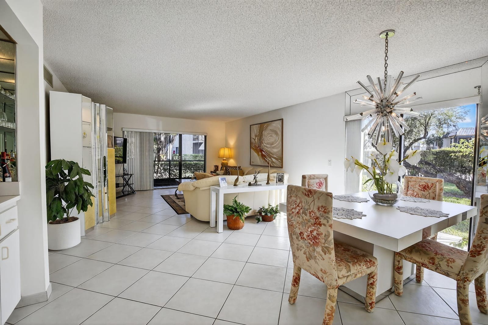 380 Racquet Club Road 106, Weston, FL 33326 photo 18