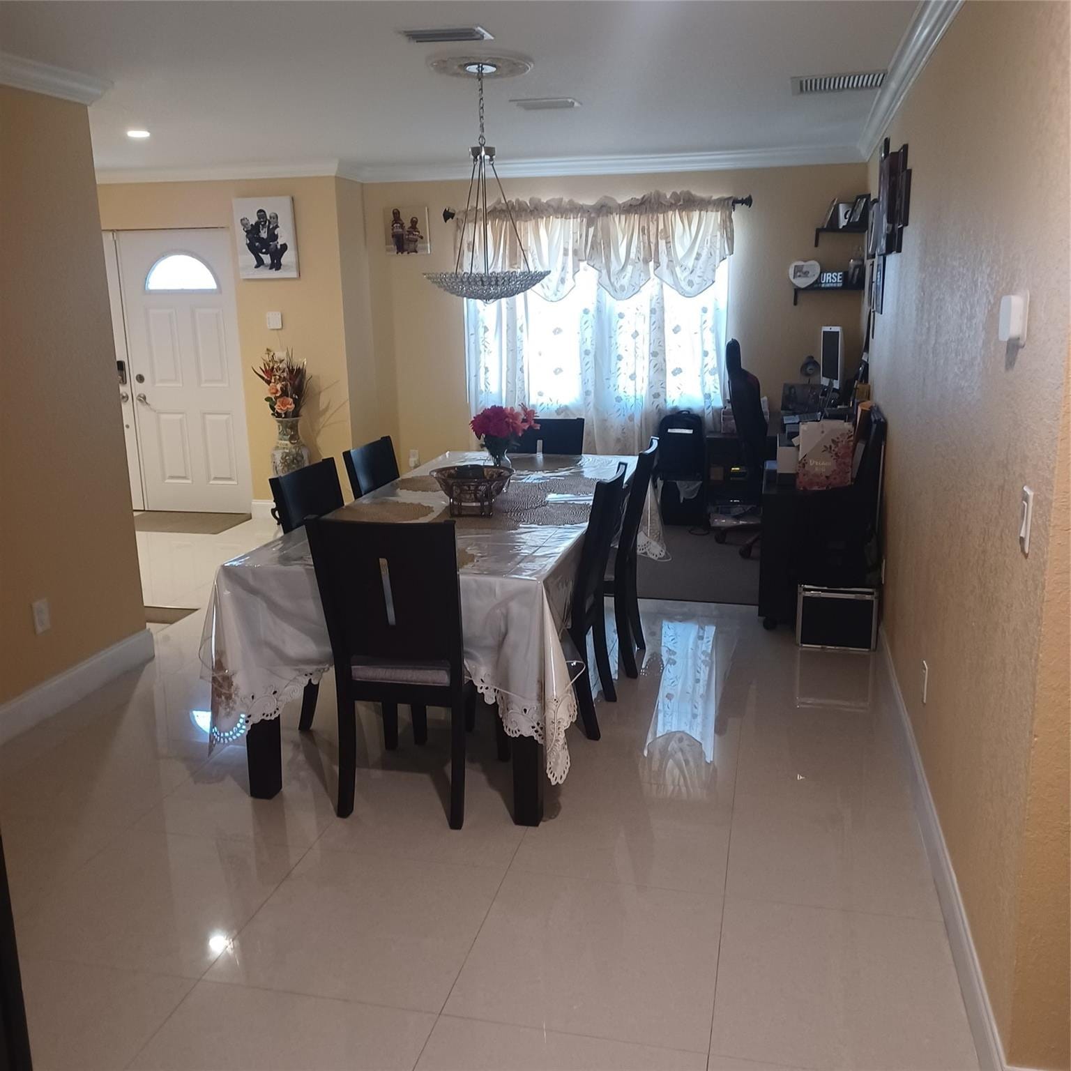 206 Gale Place — photo 9