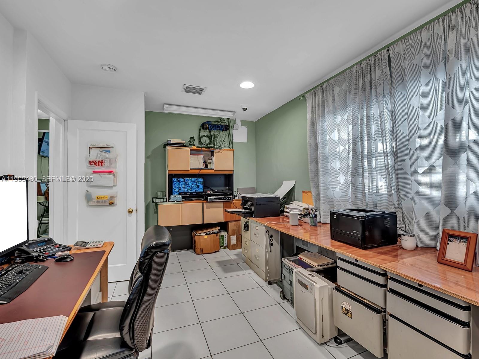 660 Miller Drive, Miami Springs, FL 33166 photo 20
